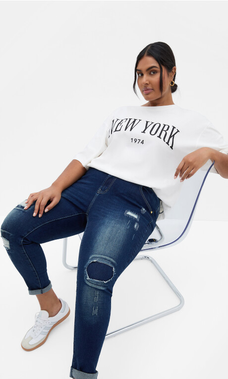 Plus Size Jean Patched Apple - denim mid