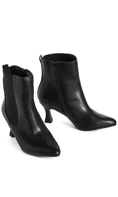 Plus Size Boot Maya