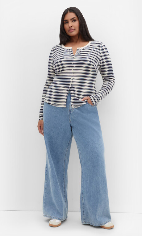 Plus Size Cardi Stripe - Navy Cream Stripe