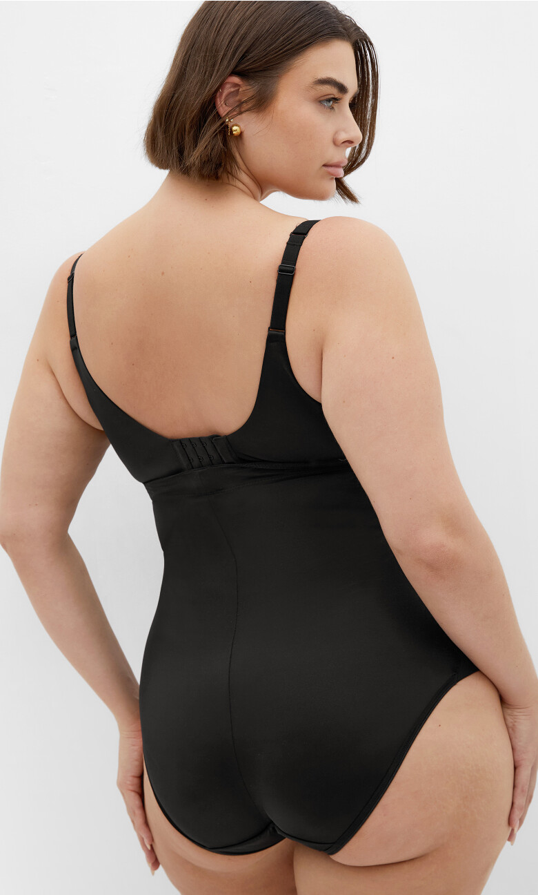 Smooth & Chic Control Brief - black