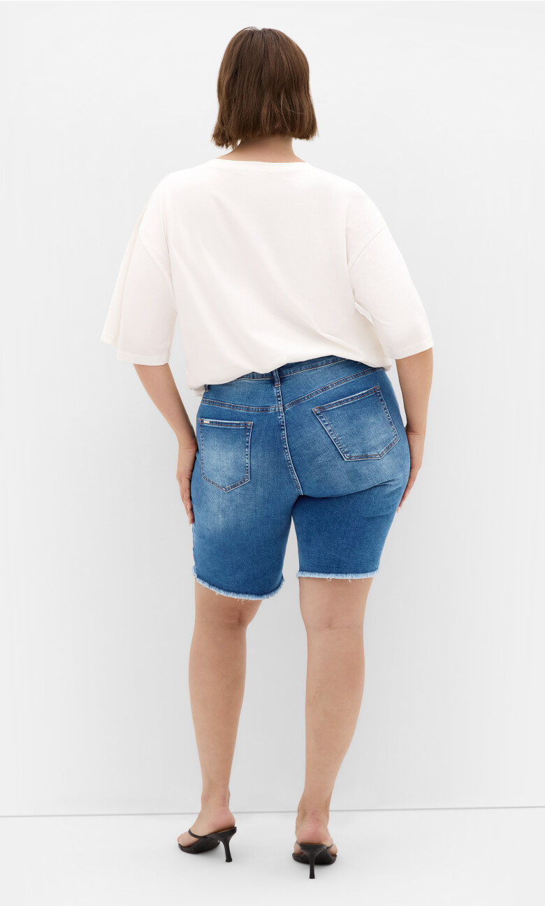 Distressed Longline Short - denim