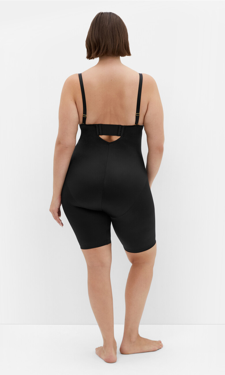Smooth & Chic Plunge Bodyshaper - black