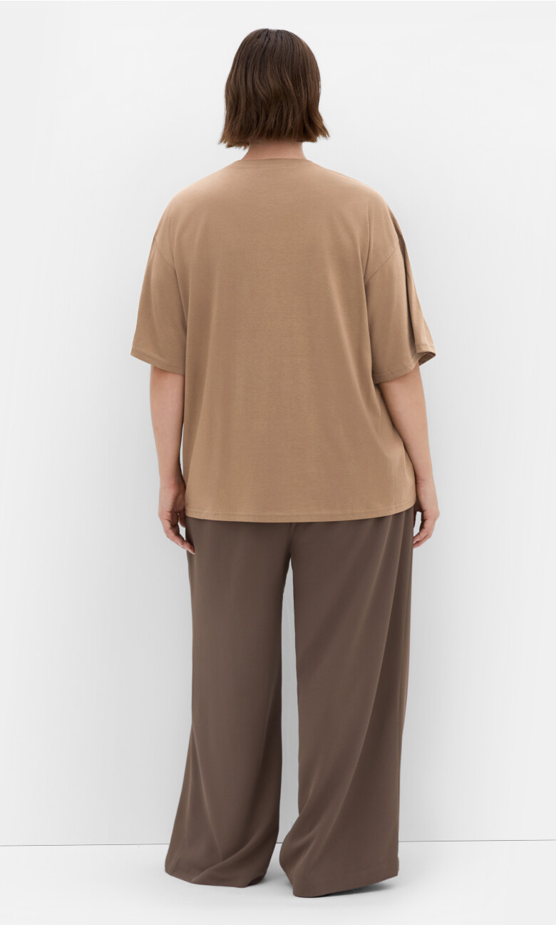 Oversized Crew Neck Tee - taupe
