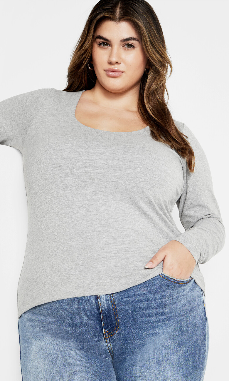 Liz Scoop Top