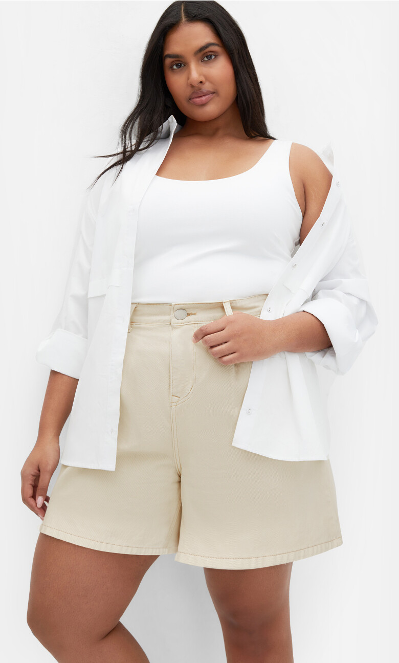 Bermuda Bailee Short - neutral