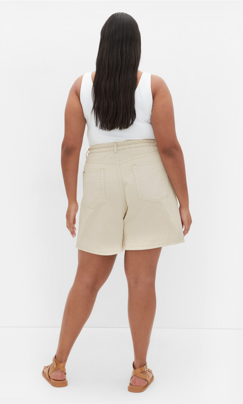 Bermuda Bailee Short - neutral