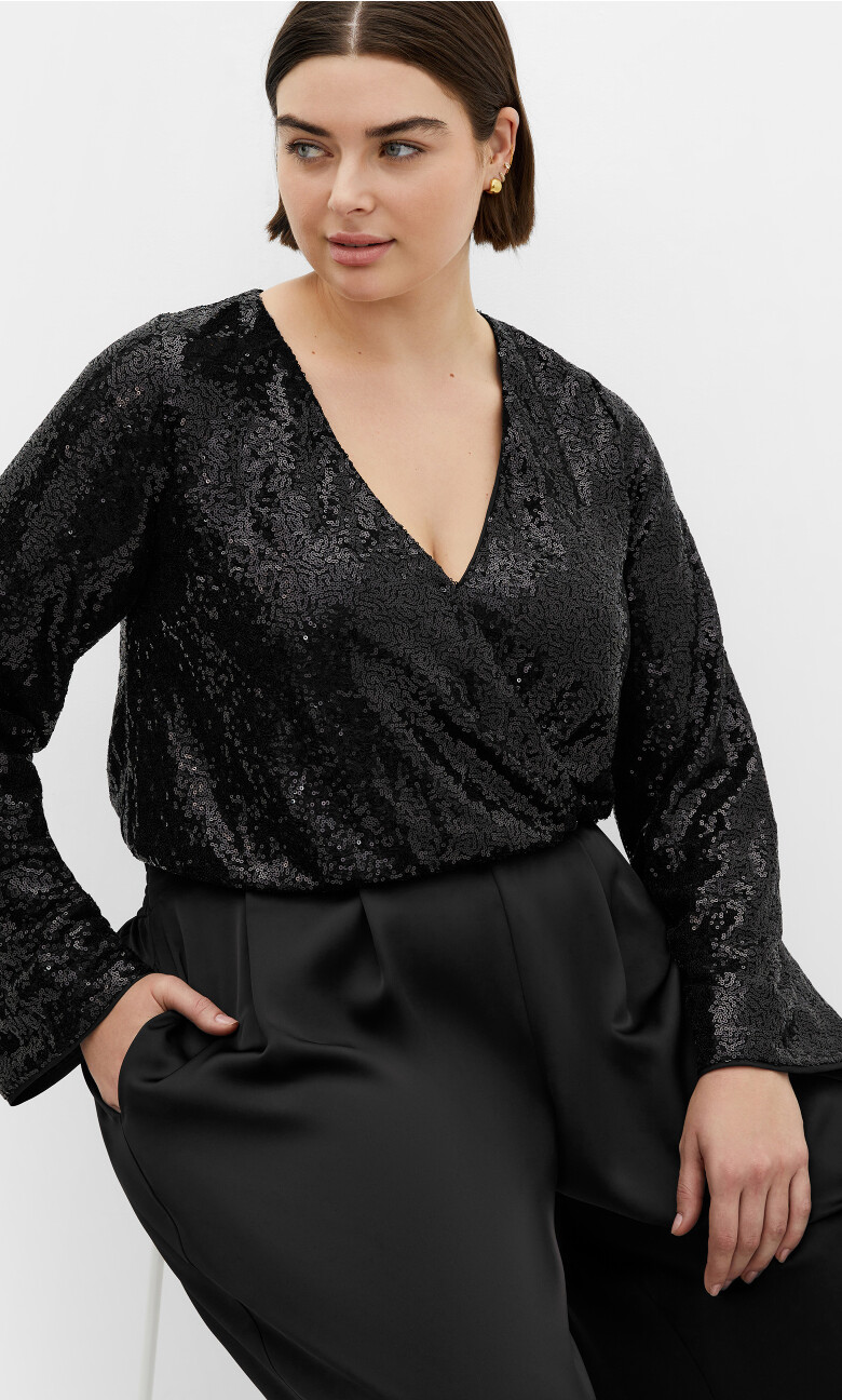 Plus Size Saturn Top - black