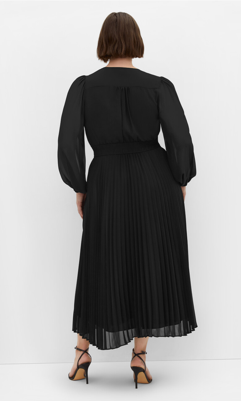 Finley Sheer Pleat Dress - black