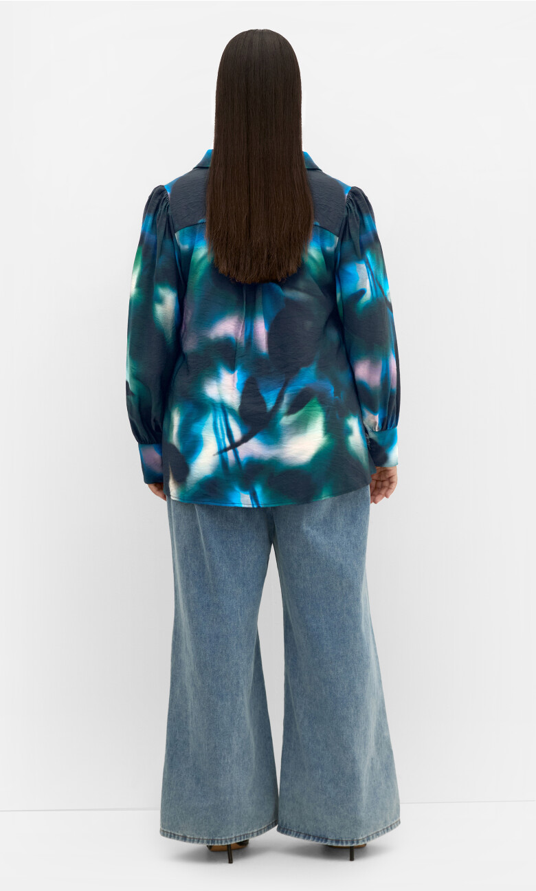 Haze Bloom Shirt - deep ocean