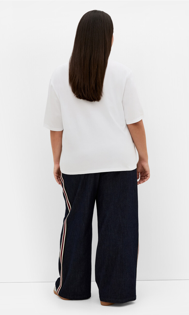 Bianca Berry Cotton Tee - white