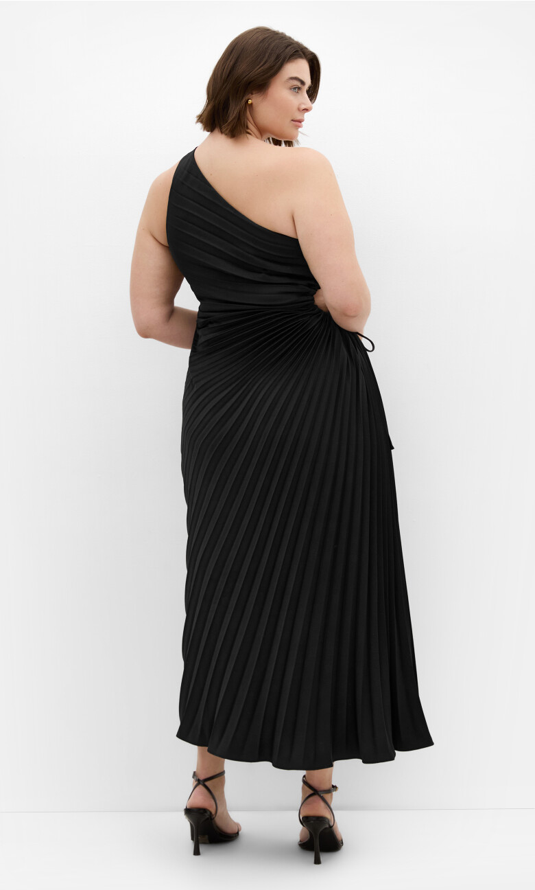 Aliza Pleat Maxi Dress - black