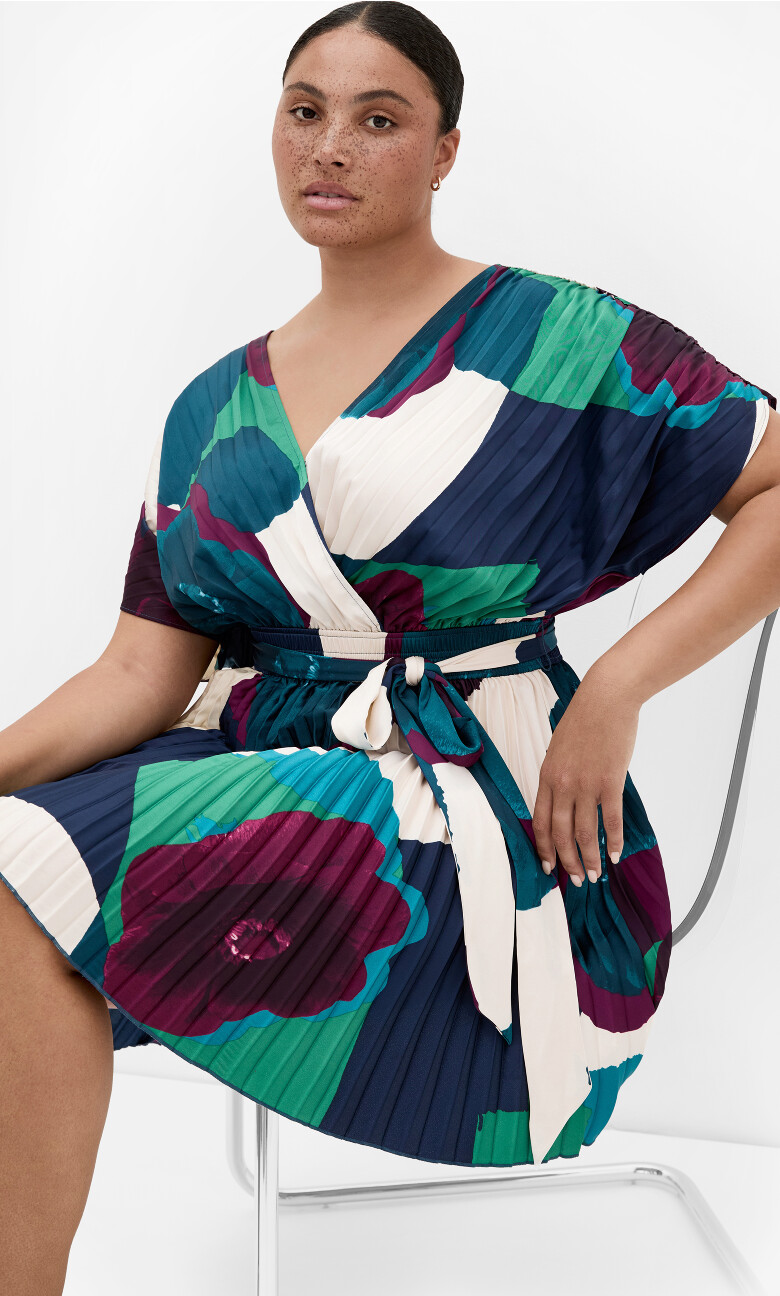 Plus Size Hailey Abstract Print Pleat Mini Dress - multi