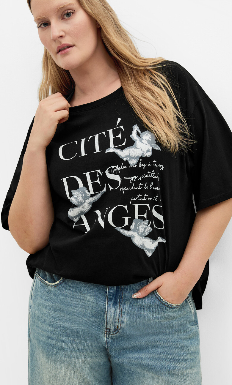 Plus Size Oversized Angel Tee - black