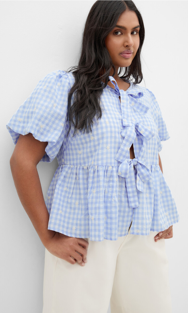 Gingham Daisy Top - sky blue